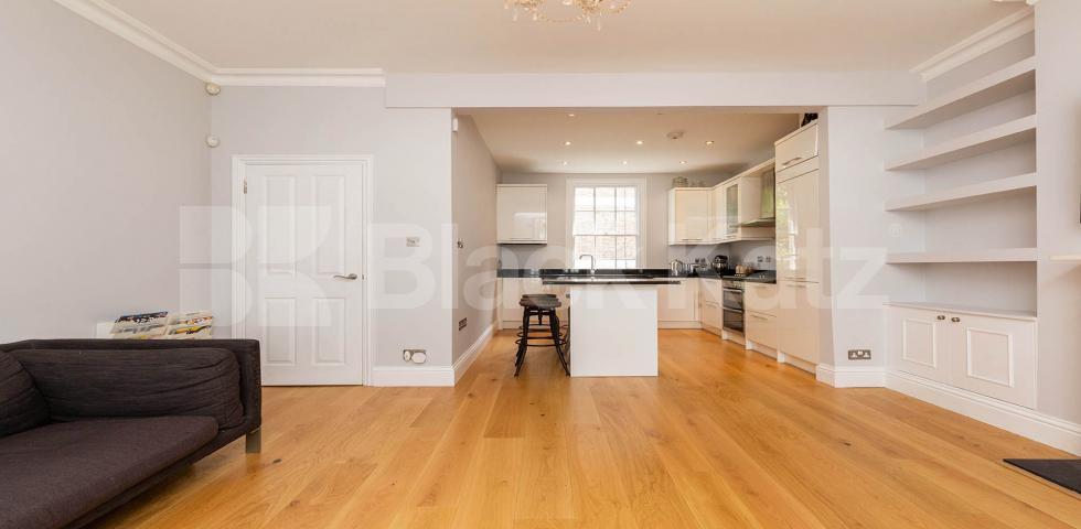 Stunning 3 bed 2 bath by Regents Park and Camden  Jamestown Road, Camden
